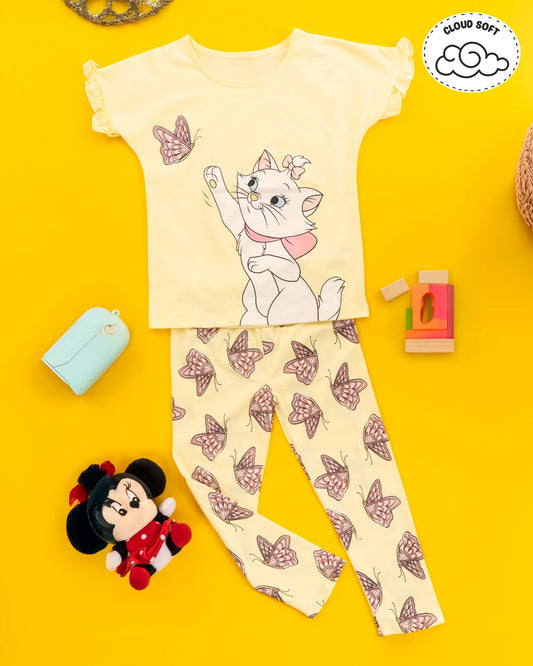 Girls kids clothing set with a yellow top featuring a cat and butterfly design, paired with matching leggings. Girls fashion, girls wear, trending clothes for girls