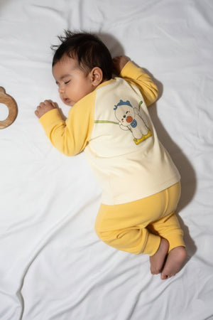 Swinging Bear Sunshine Night Suit